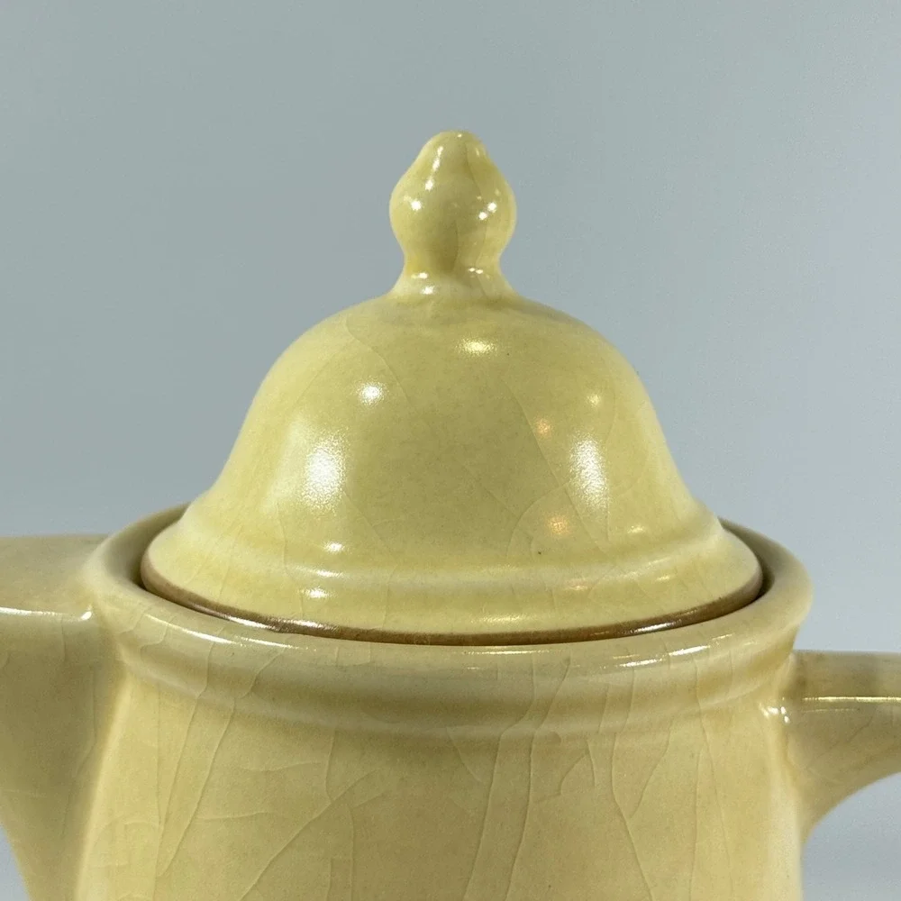 VTG Pfaltzgraff Village Coffee Pot Tea Server Pitcher Tan Brown Folk Farmhouse